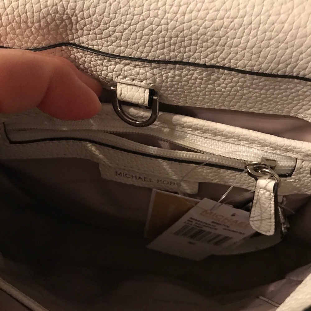 Michael Kros NWT- Bristol Sm Leather Backpack - Picture 9 of 13
